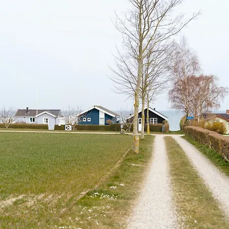 Familievenlig Ferieoase Med Havudsigt Pa Fyn Holiday home Nyborg