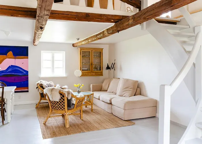 Dom wakacyjny Family-friendly Oasis With Sea View In Funen *