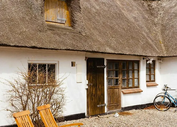 Prázdninový dům Family-friendly Oasis With Sea View In Funen Nyborg